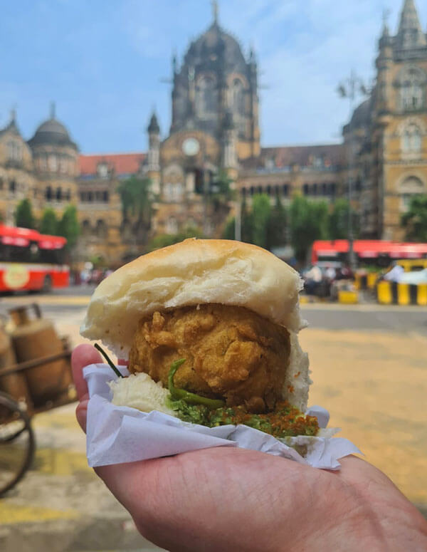 Aram Vada Pav mumbai