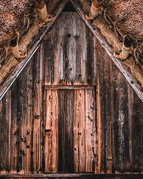 shirakawa-go thatched house