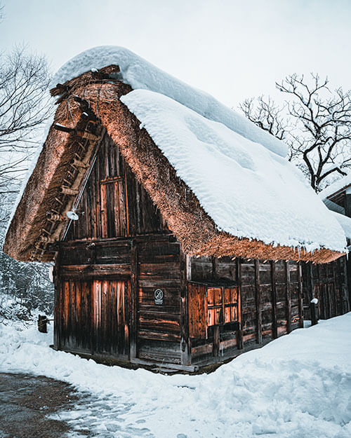 shirakawa-go thatched house