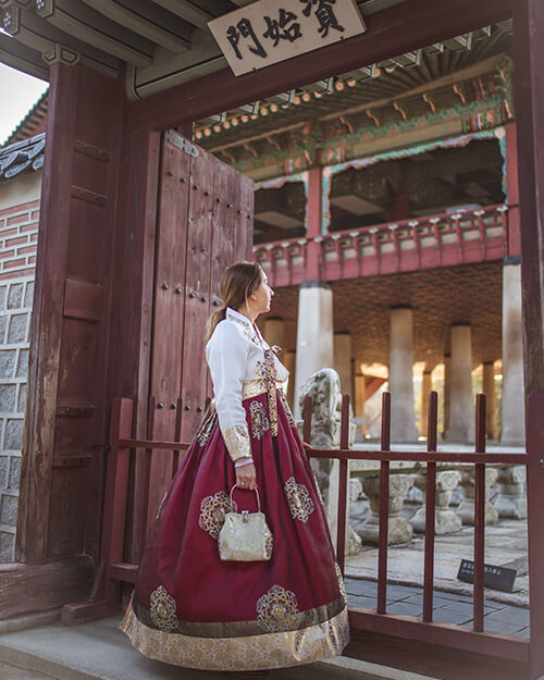 best things to do in seoul itinerary hanbok